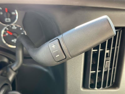 2025 Chevrolet Express Cutaway 3500 1WT