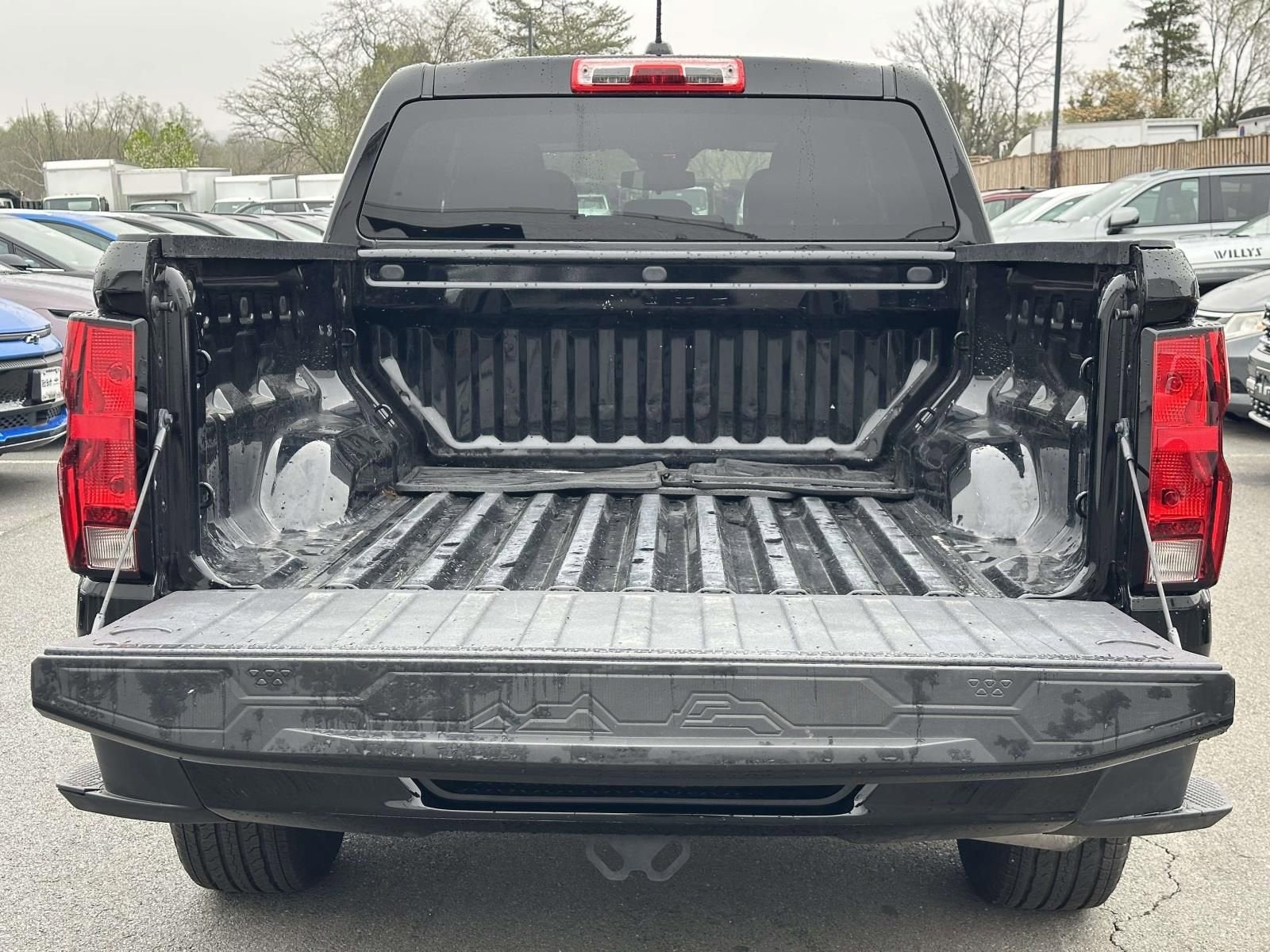 2024 Chevrolet Colorado WT
