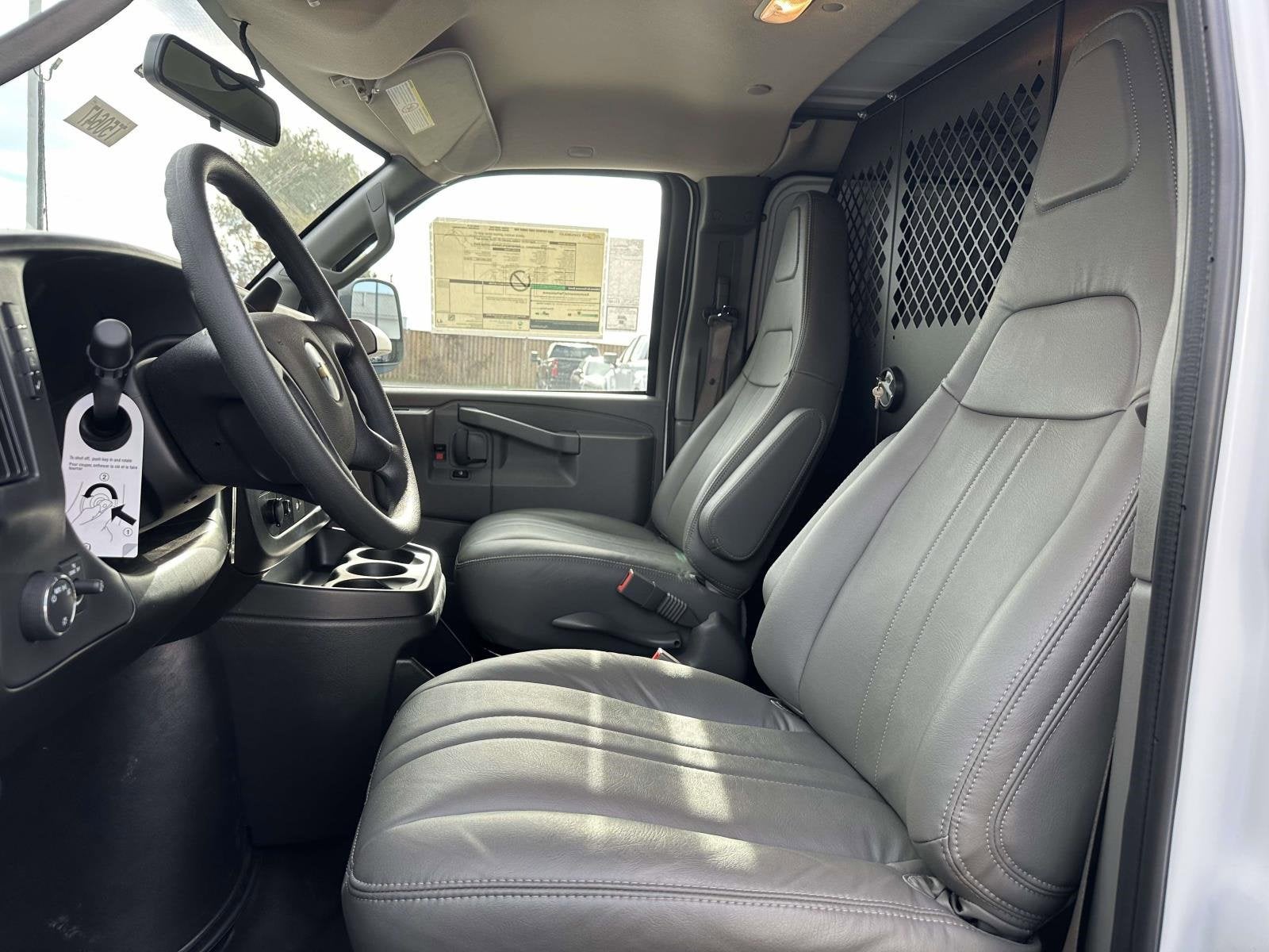 2025 Chevrolet Express Cargo 2500 WT