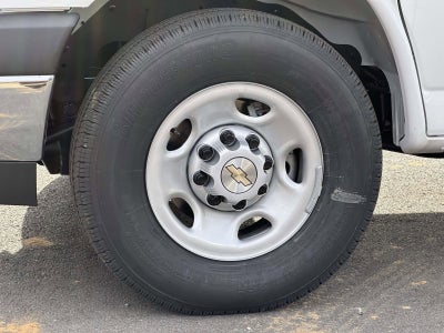 2025 Chevrolet Express Cargo 2500 WT
