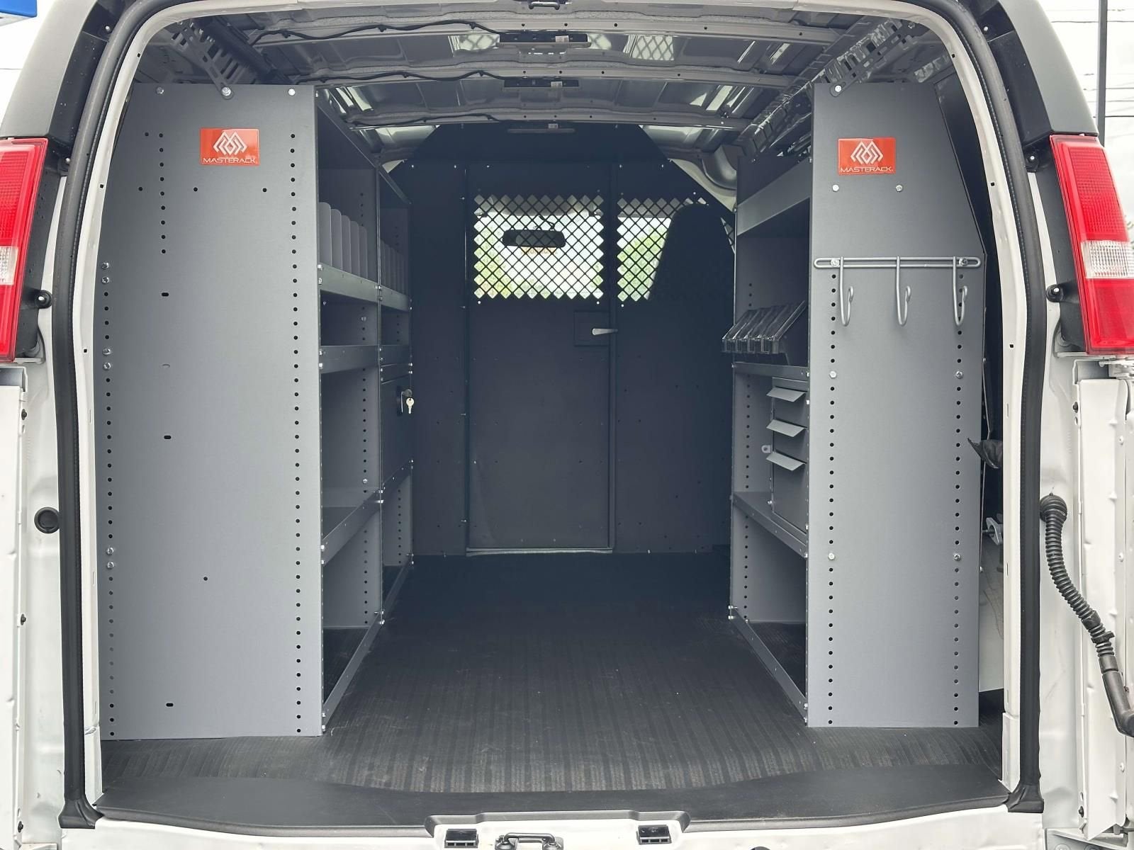 2025 Chevrolet Express Cargo WT