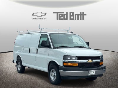 2025 Chevrolet Express Cargo WT