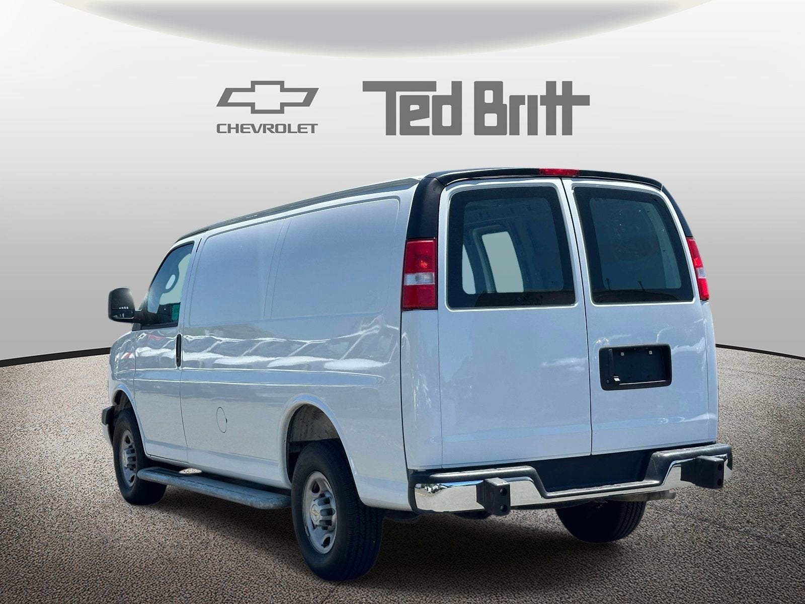 2025 Chevrolet Express Cargo WT