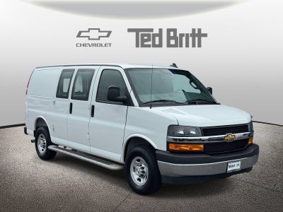 2025 Chevrolet Express Cargo WT