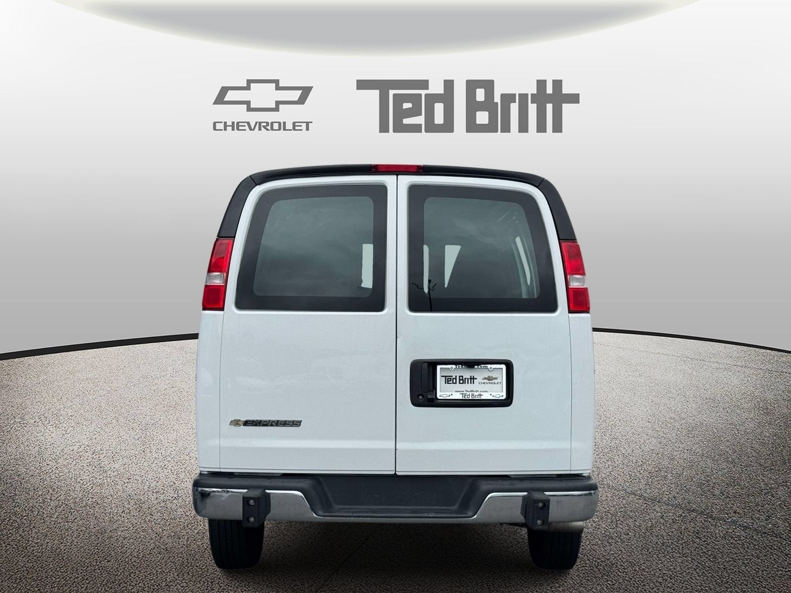 2025 Chevrolet Express Cargo WT