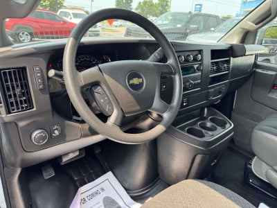 2025 Chevrolet Express Cargo WT