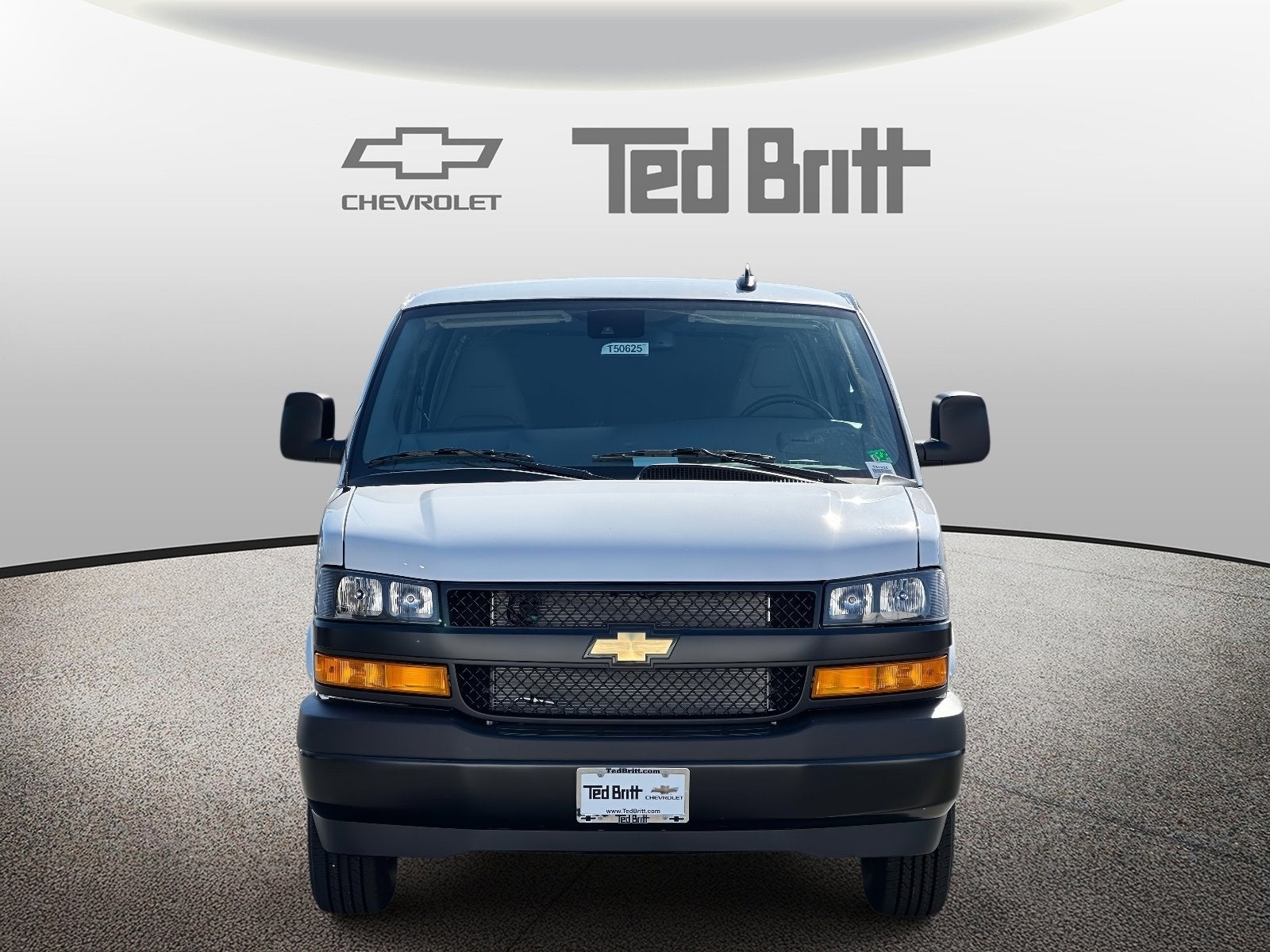 2025 Chevrolet Express Cargo 2500 WT