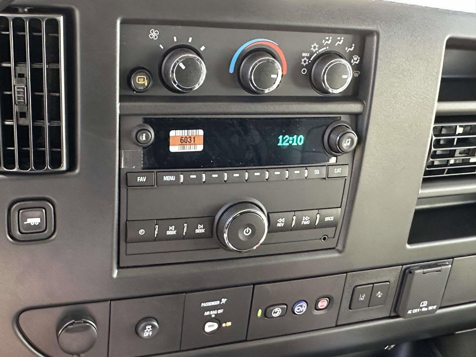 2025 Chevrolet Express Cargo 2500 WT