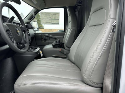 2025 Chevrolet Express Cargo 3500 WT