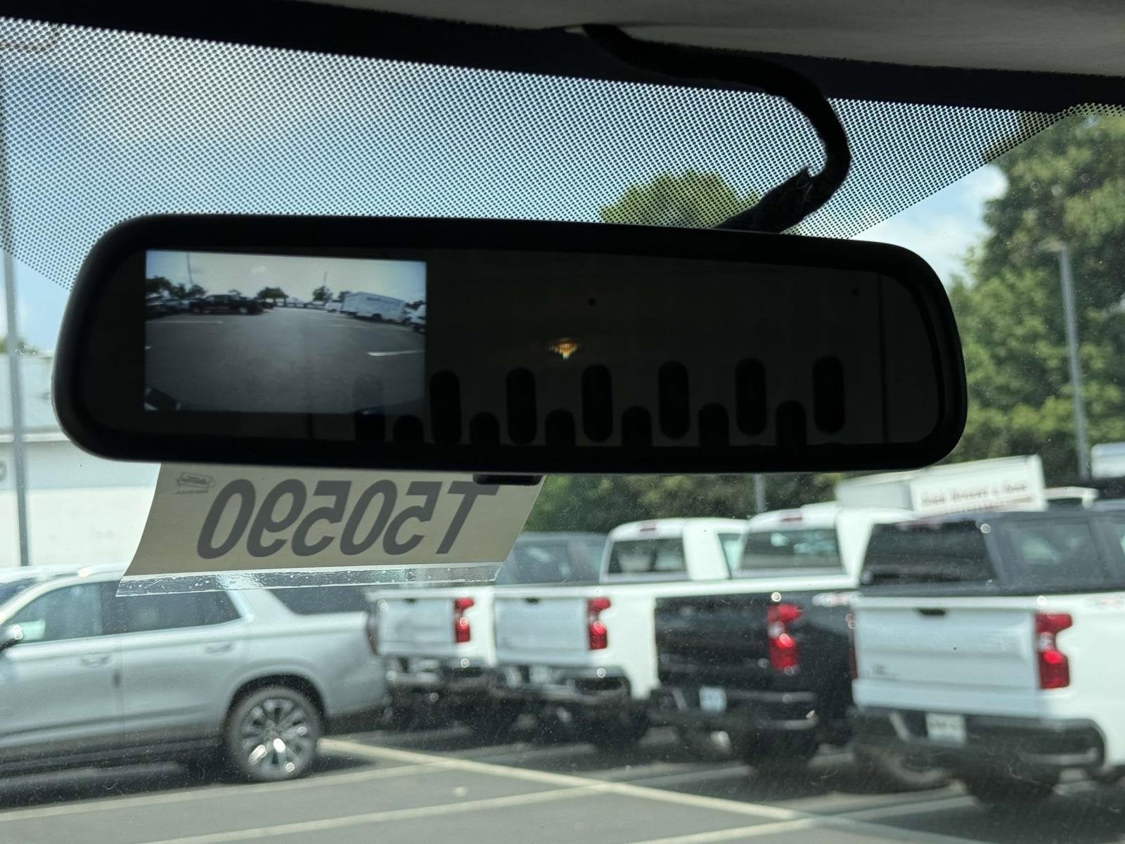 2025 Chevrolet Express Cargo 3500 WT