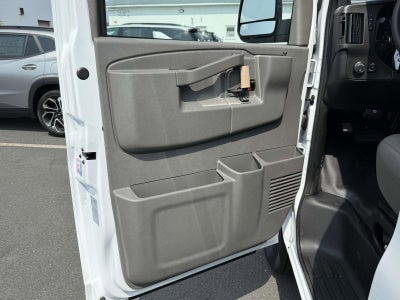 2025 Chevrolet Express Cargo 3500 WT