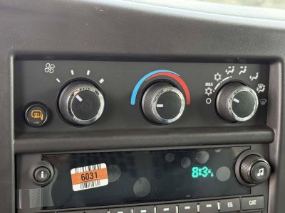 2025 Chevrolet Express Cargo 3500 WT