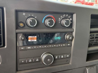 2025 Chevrolet Express Cargo 3500 WT