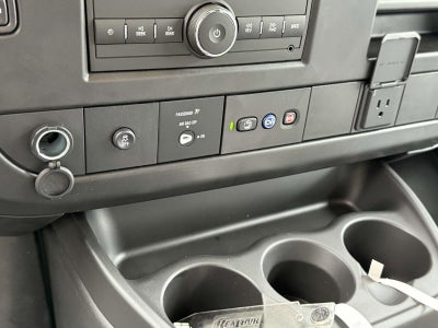 2025 Chevrolet Express Cargo 3500 WT
