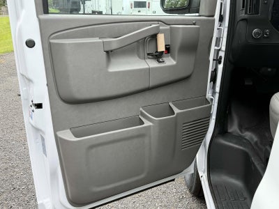 2025 Chevrolet Express Cargo 3500 WT