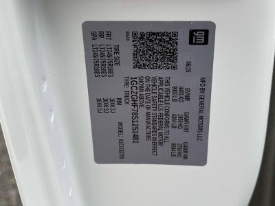 2025 Chevrolet Express Cargo 3500 WT