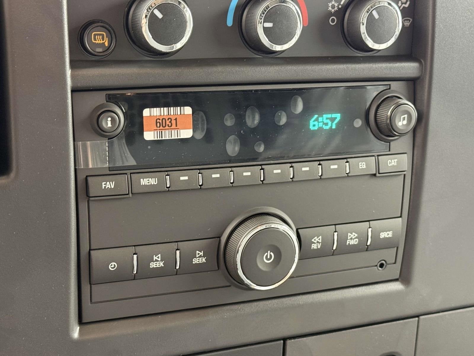 2025 Chevrolet Express Cargo 3500 WT