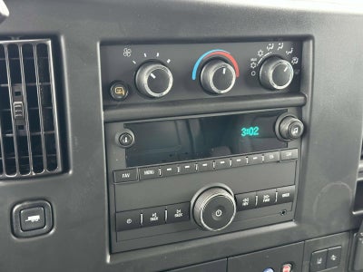 2025 Chevrolet Express Cargo 3500 WT