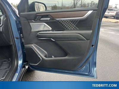 2025 GMC Acadia Denali