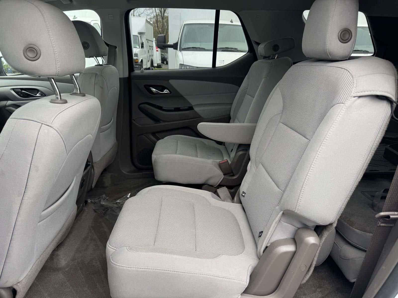 2018 Chevrolet Traverse LT Cloth