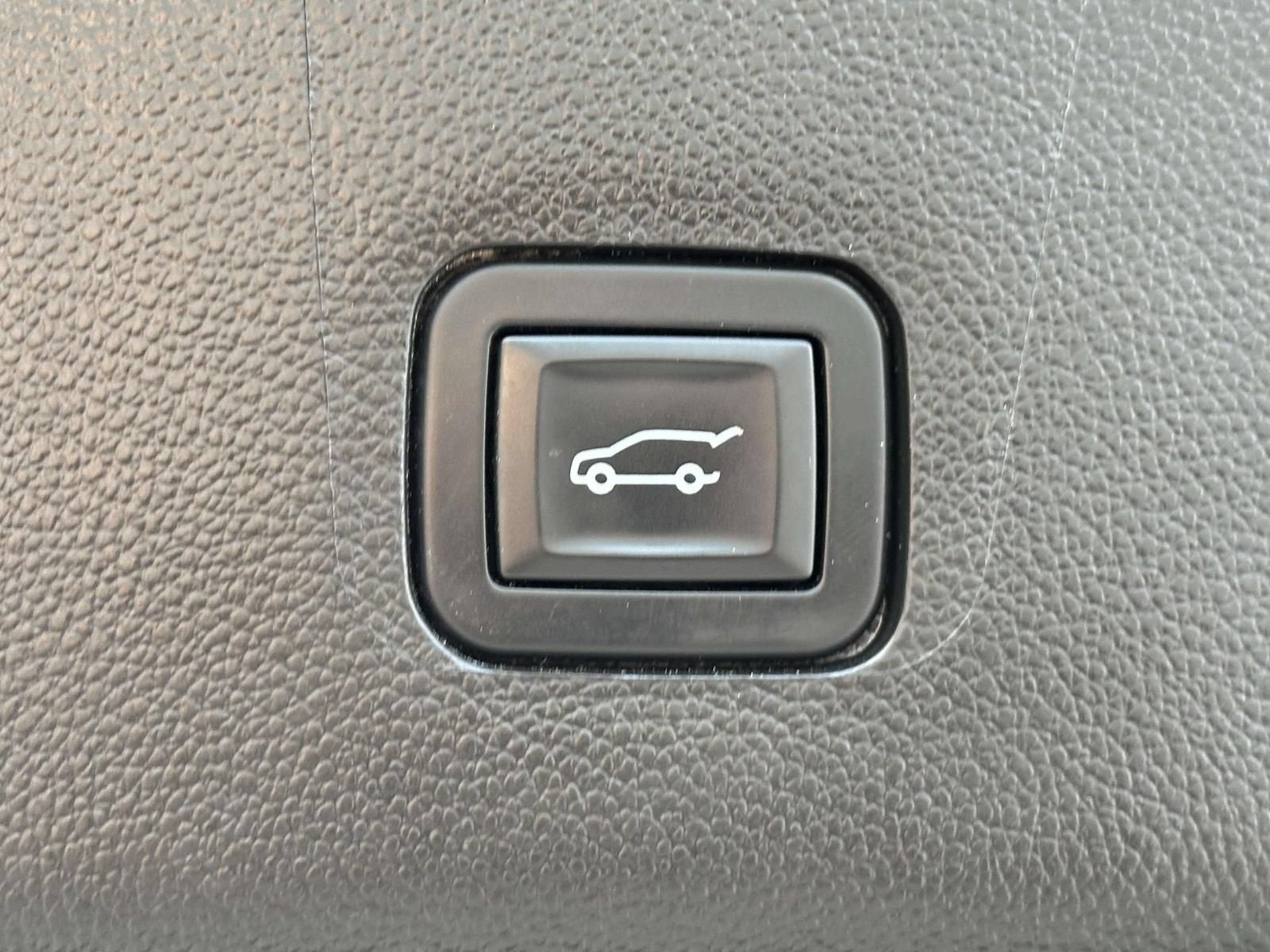 2019 Chevrolet Traverse RS