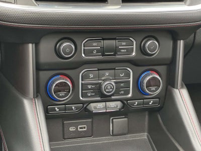 2022 Chevrolet Suburban RST