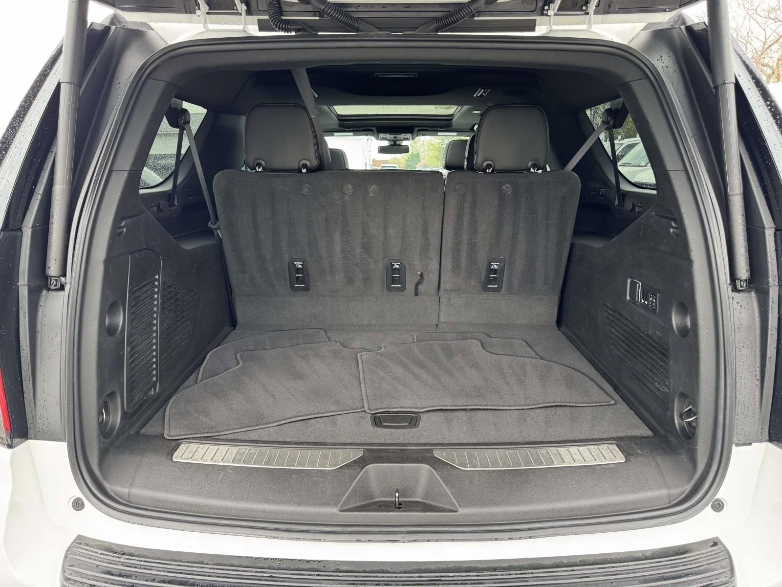 2022 Chevrolet Suburban RST