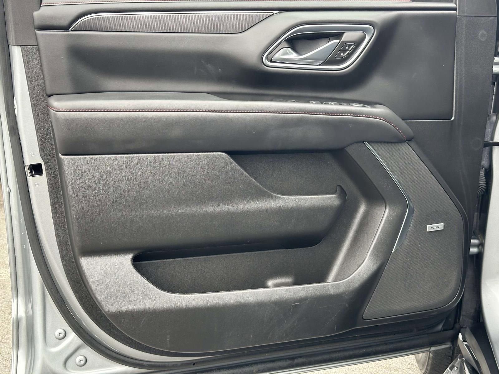 2023 Chevrolet Suburban RST