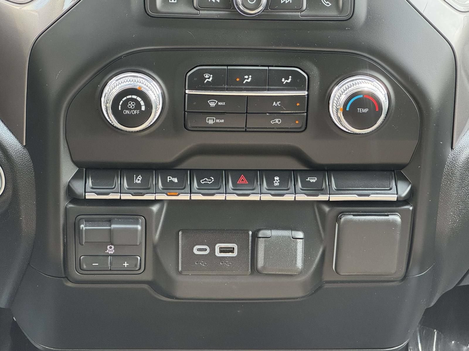 2024 GMC Sierra 3500 HD Pro