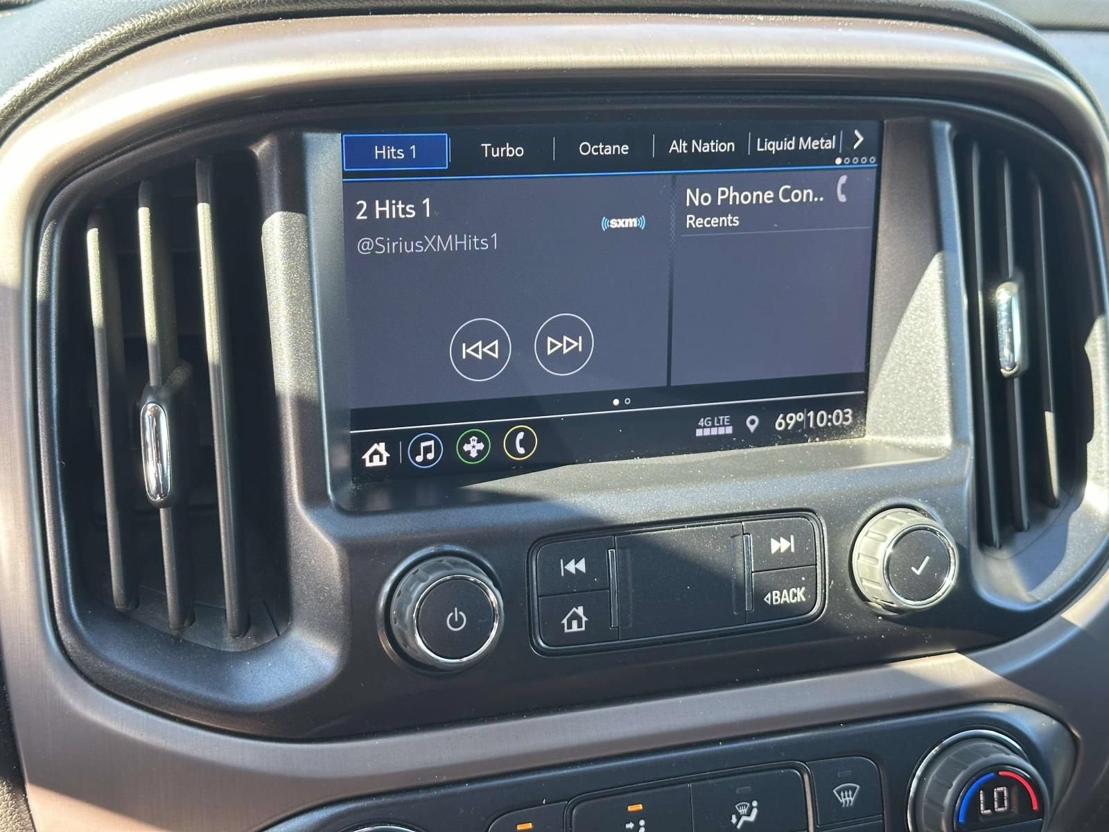 2022 GMC Canyon 4WD AT4 w/Cloth