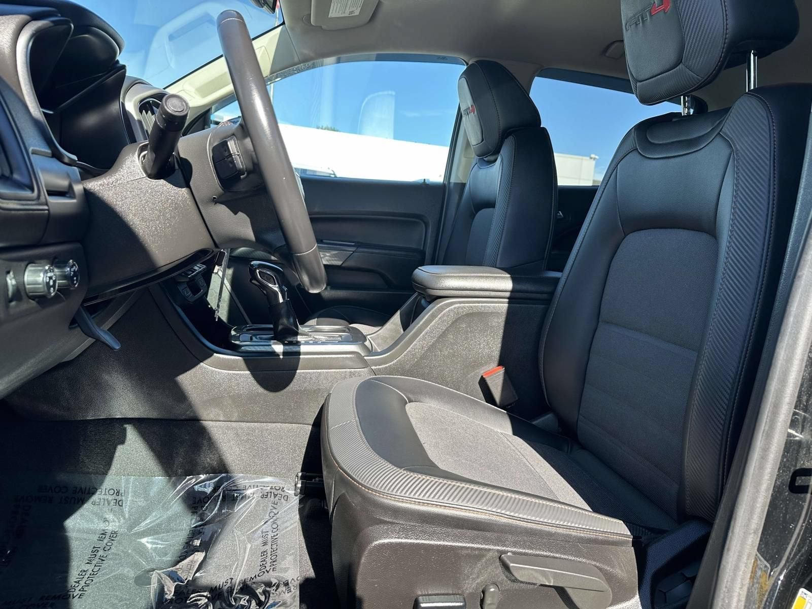 2022 GMC Canyon 4WD AT4 w/Cloth