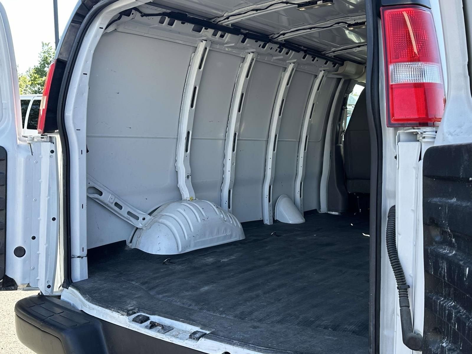2024 GMC Savana Cargo 2500 Work Van