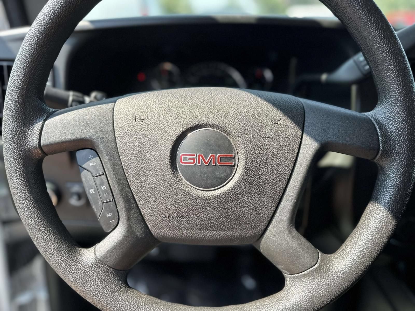 2025 GMC Savana Cargo Work Van