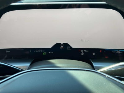 2024 Cadillac LYRIQ Luxury 1