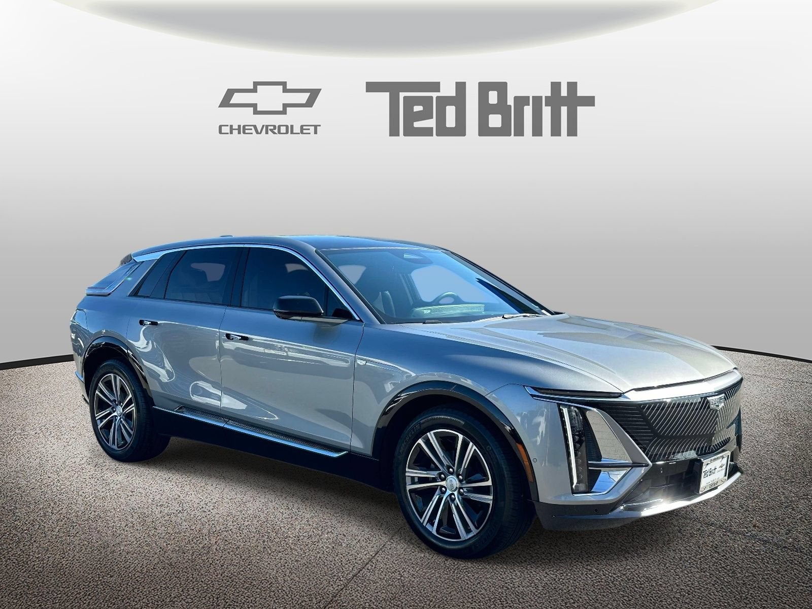 2024 Cadillac LYRIQ Luxury 1