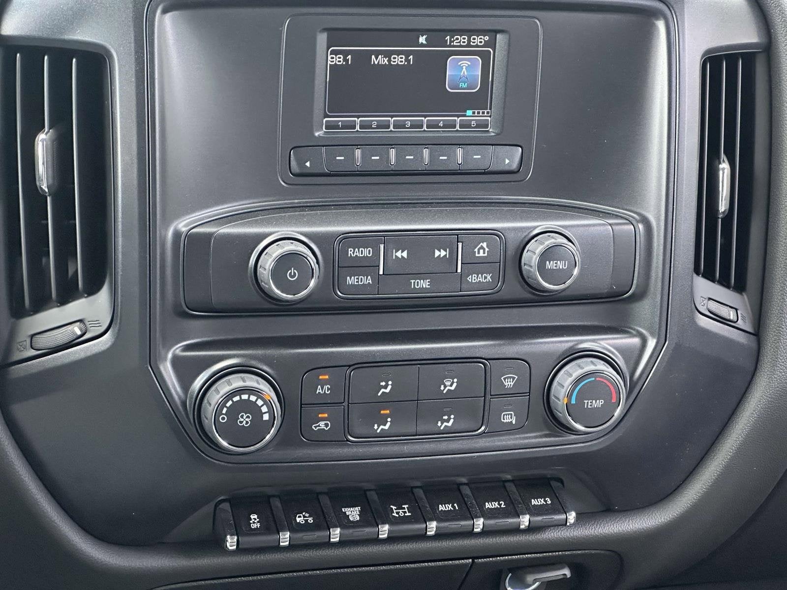 2024 Chevrolet Silverado 5500 HD Work Truck