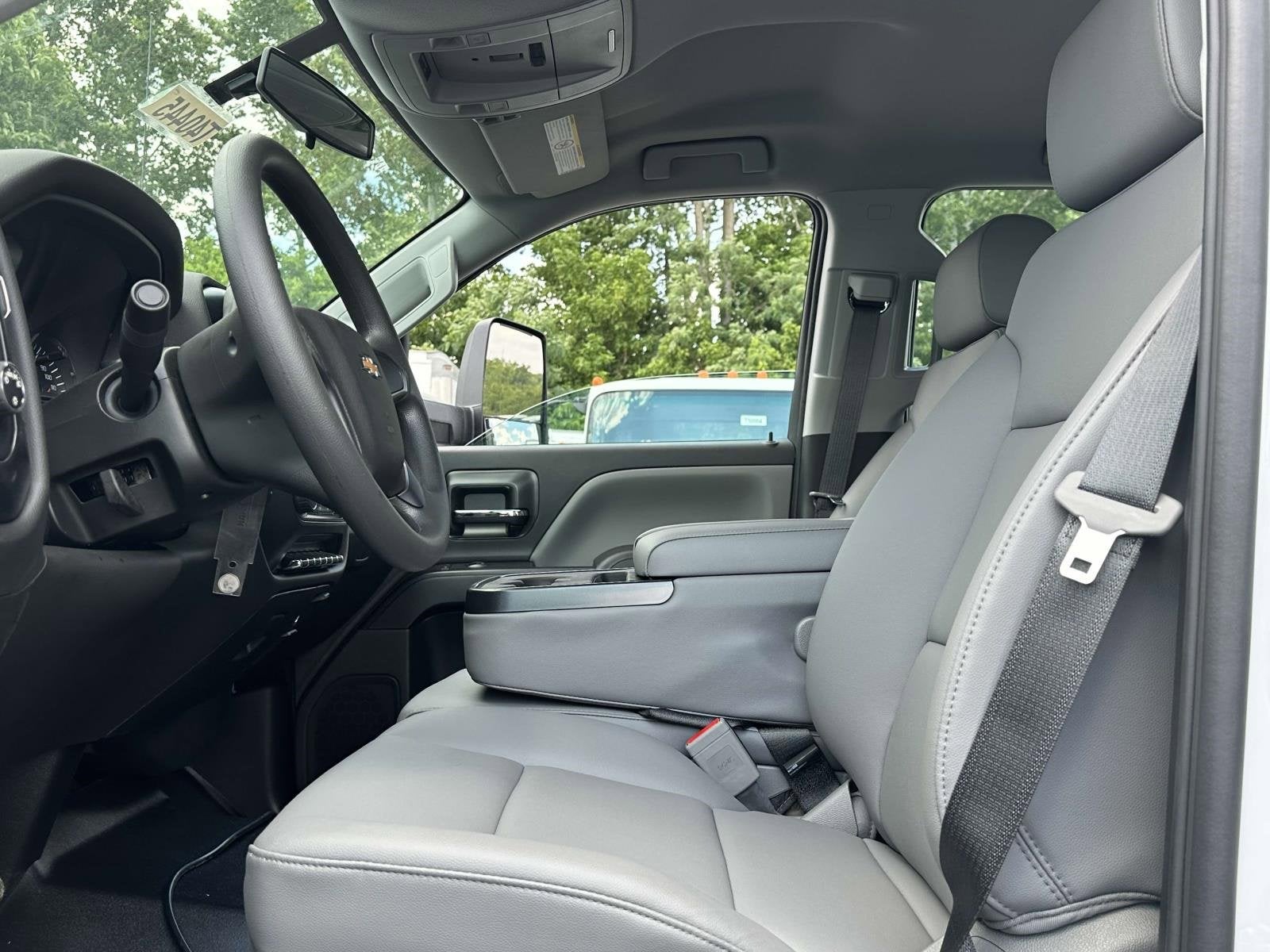 2024 Chevrolet Silverado 5500 HD Work Truck