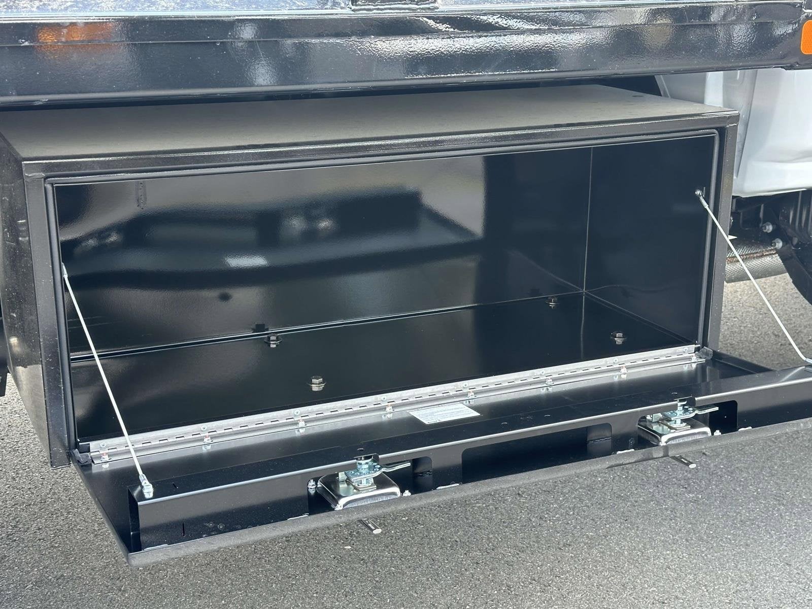 2024 Chevrolet Silverado 5500 HD Work Truck