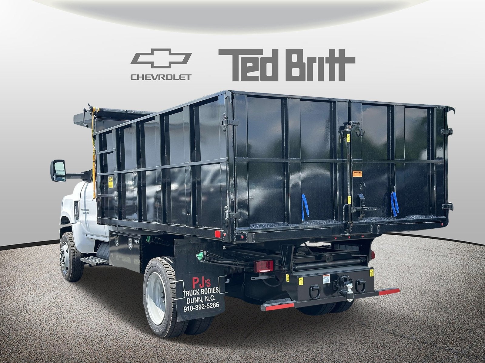 2024 Chevrolet Silverado 5500 HD Work Truck