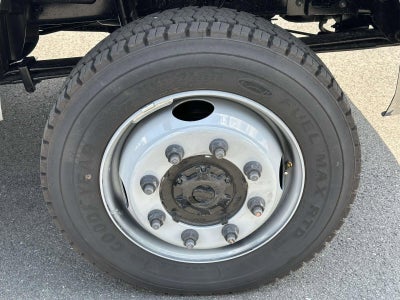 2024 Chevrolet Silverado 5500 HD Work Truck