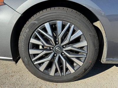 2023 Nissan Altima SV FWD