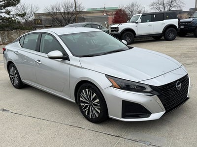2023 Nissan Altima SV FWD