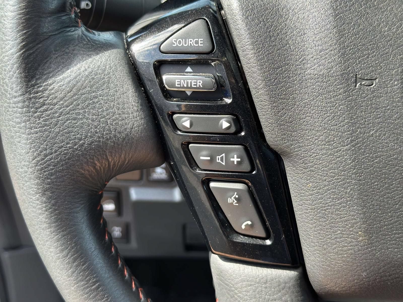 2023 Nissan Frontier Crew Cab PRO-4X 4x4