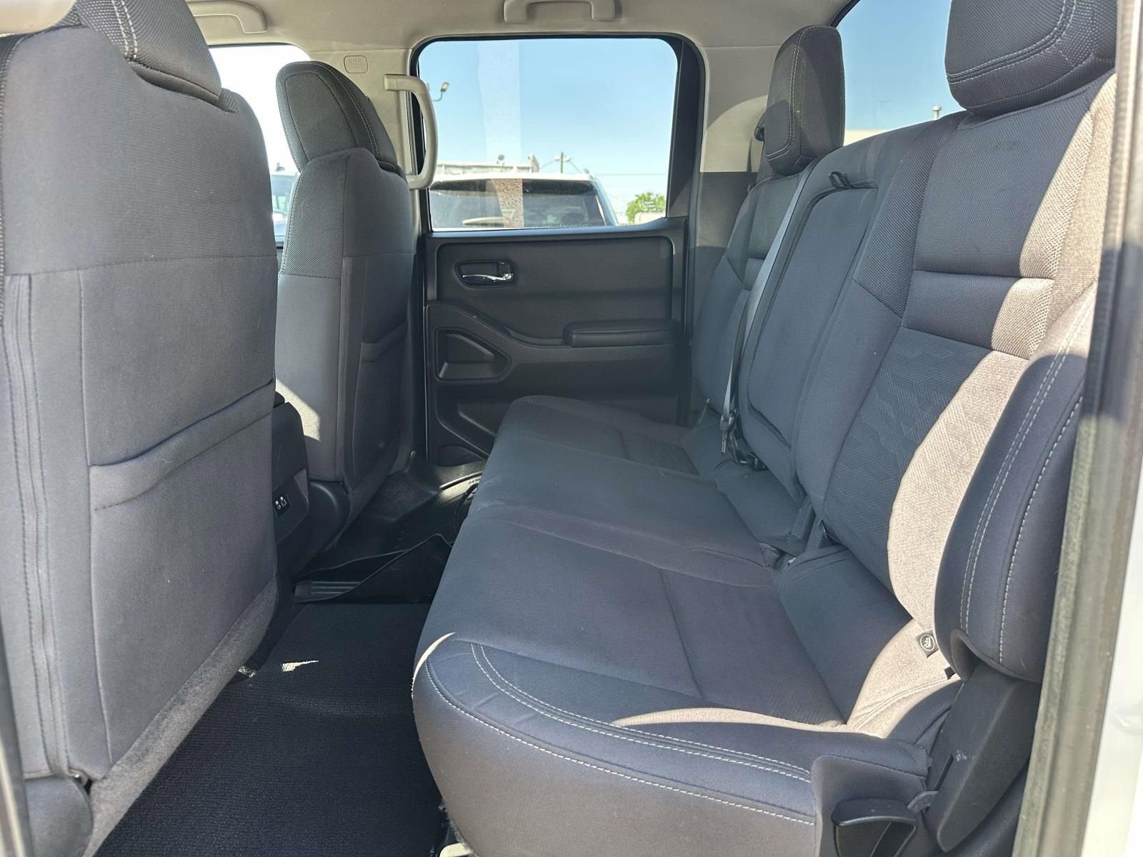 2022 Nissan Frontier Crew Cab SV 4x4