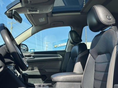 2022 Volkswagen Atlas 3.6L V6 SEL Premium R-Line