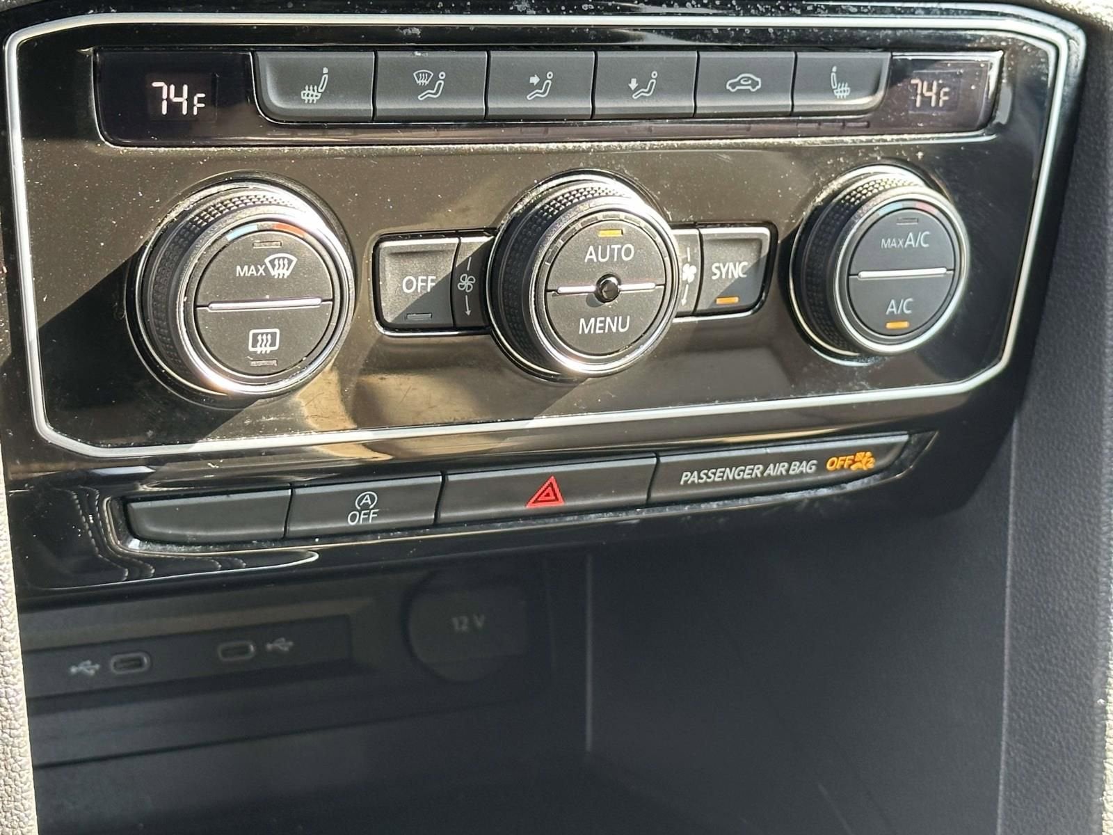 2022 Volkswagen Atlas Cross Sport 3.6L V6 SE w/Technology