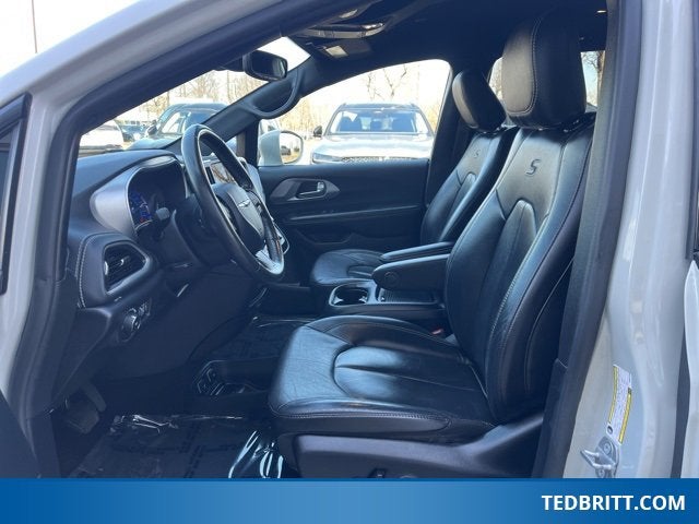 2021 Chrysler Pacifica Hybrid Touring L