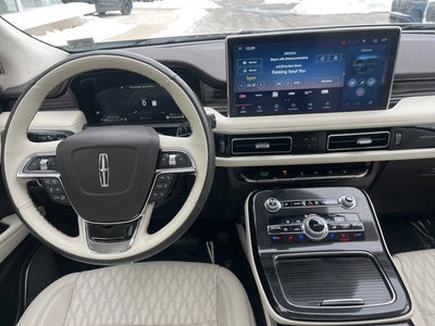 2022 Lincoln Nautilus Black Label