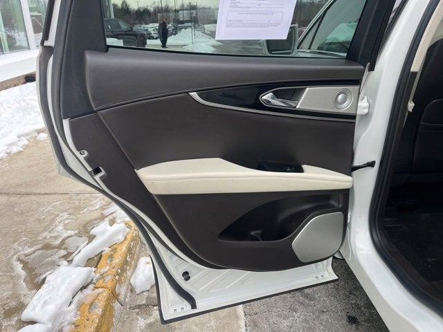 2022 Lincoln Nautilus Black Label