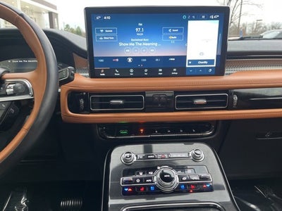 2023 Lincoln Nautilus Black Label